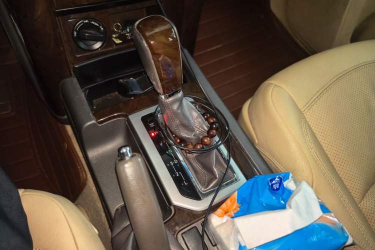 Used Toyota Prado 2013 2.7L Automatic Middle East Version Gear Lever