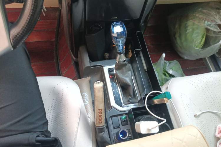 Used Toyota Prado  Gear Lever