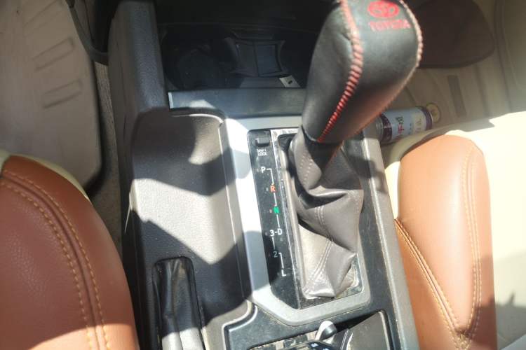 Used Toyota Prado  Gear Lever