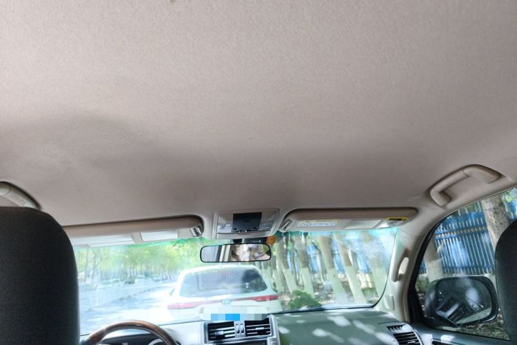 Used Toyota Prado 2013 2.7L Automatic Low-Power Version Middle East Edition Headliner