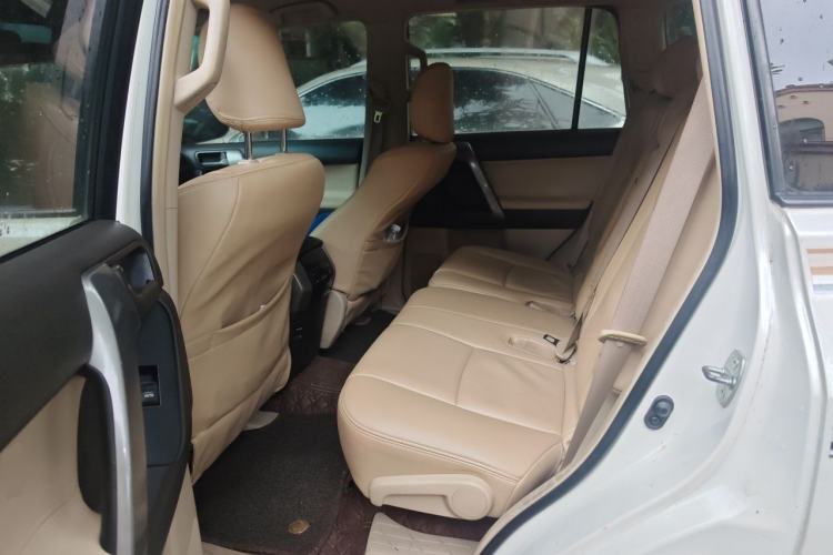 Used Toyota Prado 2013 2.7L Automatic Middle East Version Left Rear Seat