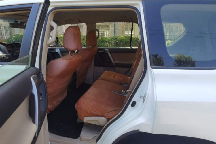 Used Toyota Prado 2013 2.7L Automatic Middle East Version Left Rear Seat