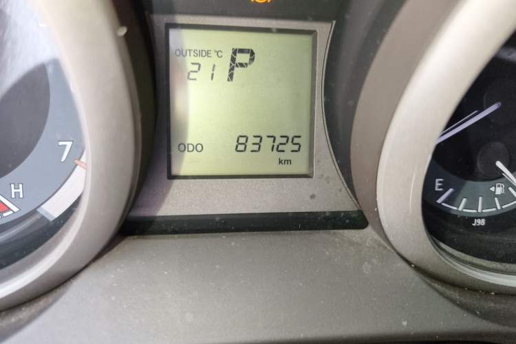 Used Toyota Prado 2013 2.7L Automatic Low-Power Version Middle East Edition Odometer Close Up