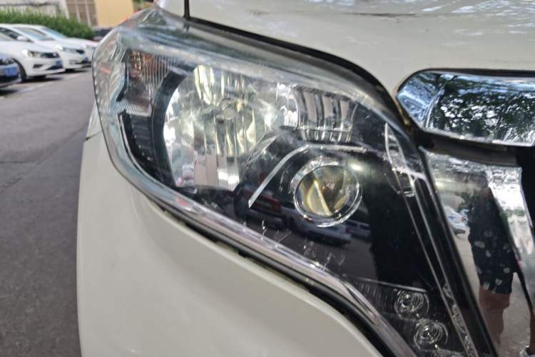 Used Toyota Prado  Right Front Headlight
