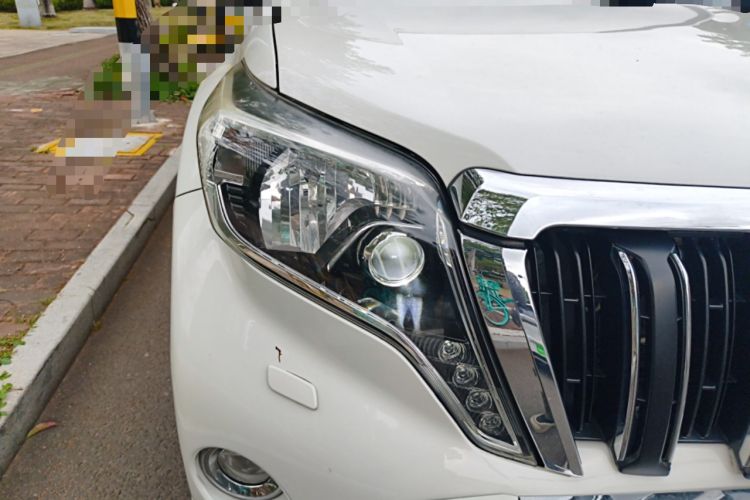 Used Toyota Prado 2013 2.7L Automatic Middle East Version Right Front Headlight