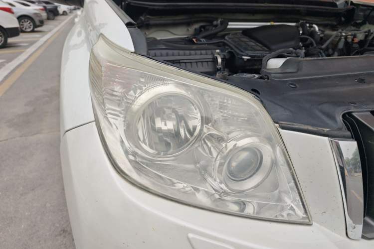 Used Toyota Prado  Right Front Headlight
