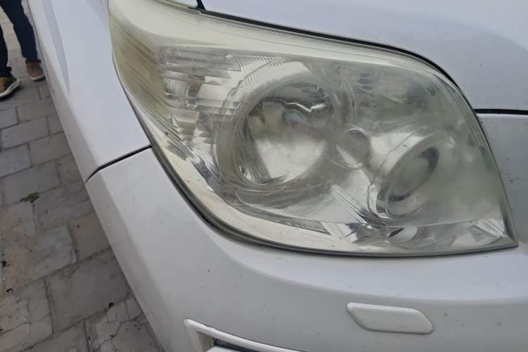Used Toyota Prado  Right Front Headlight