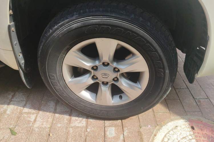 Used Toyota Prado 2013 2.7L Automatic Middle East Version Right Front Wheel Hub