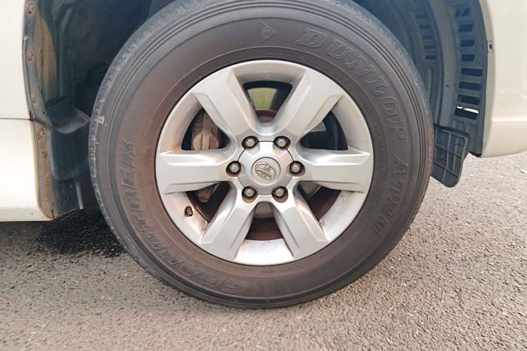 Used Toyota Prado 2013 2.7L Automatic Middle East Version Right Front Wheel Hub