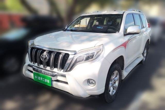 Used Toyota Prado Toyota Prado, registered in 2013, automatic transmission, 2.7L engine, 7 seats (parallel import).