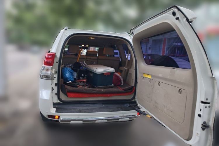 Used Toyota Prado  Trunk
