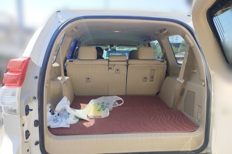 Used Toyota Prado  Trunk