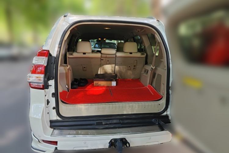 Used Toyota Prado  Trunk