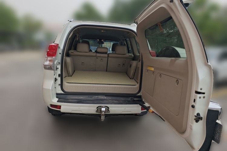 Used Toyota Prado  Trunk