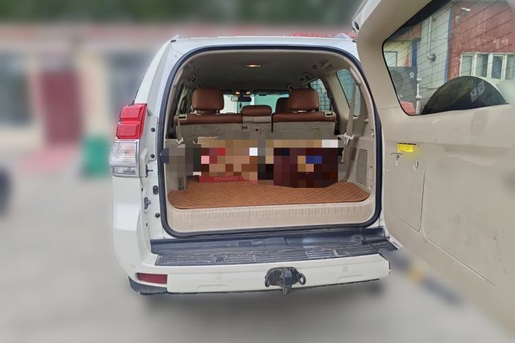 Used Toyota Prado  Trunk