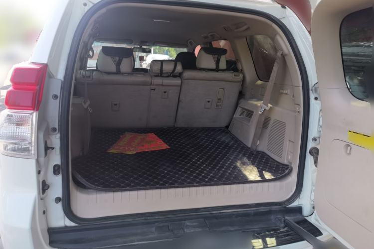 Used Toyota Prado  Trunk