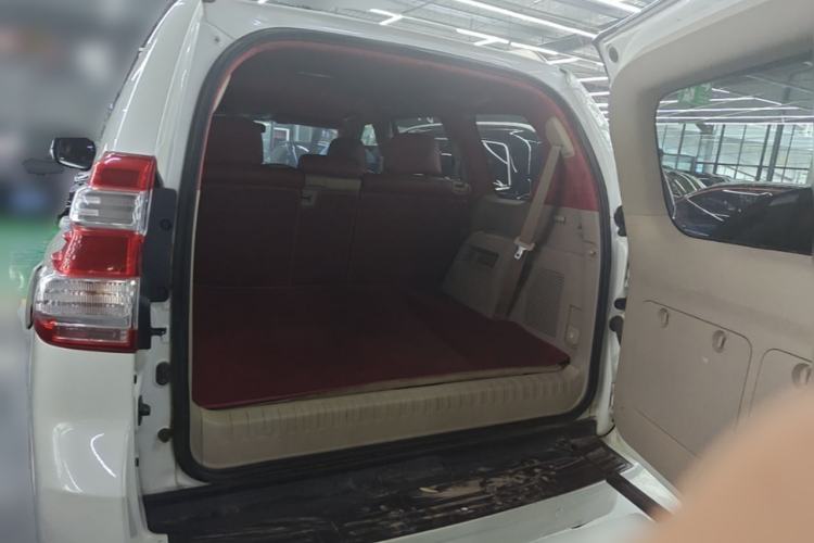 Used Toyota Prado  Trunk