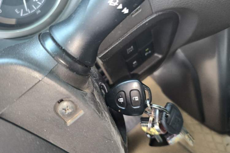 Used Toyota Prado 2013 2.7L Automatic Parallel Import Vehicle Key