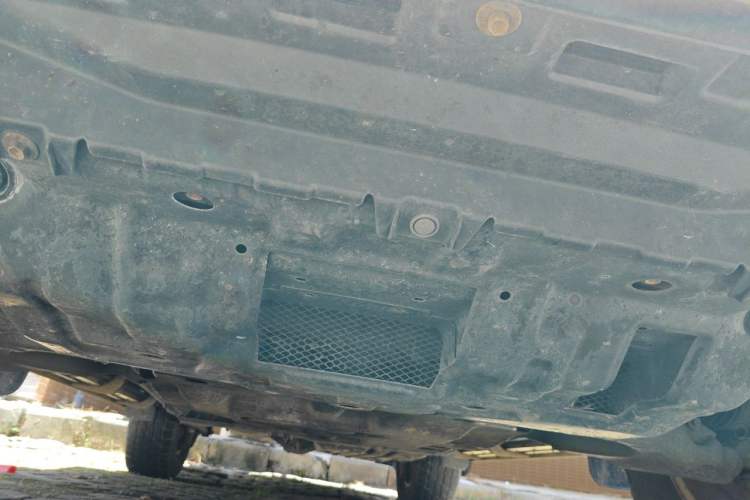 Used Toyota Prado 2014 2.7L Middle East Version Parallel Import Chassis Front