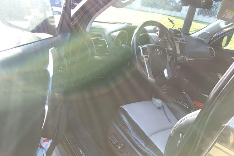 Used Toyota Prado 2014 4.0L Automatic VX NAVI Driver Seat