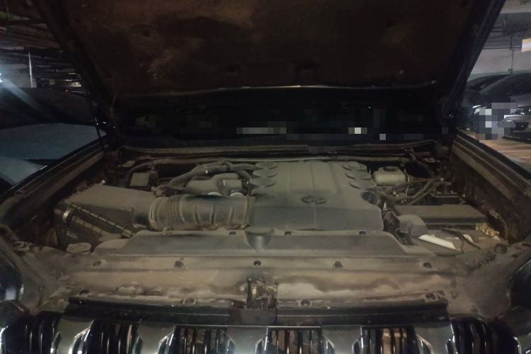 Used Toyota Prado 2014 4.0L Automatic VX NAVI Engine Bay