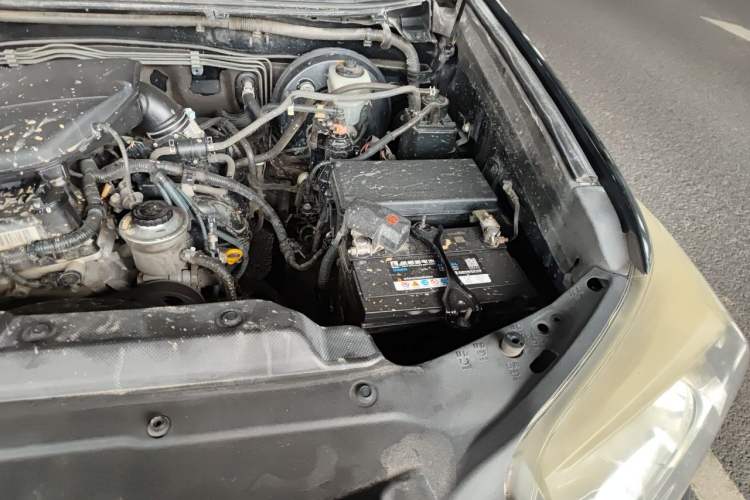 Used Toyota Prado 2014 2.7L Automatic Standard Edition Engine Bay Left
