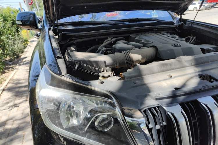 Used Toyota Prado 2014 4.0L Automatic VX NAVI Engine Bay Right