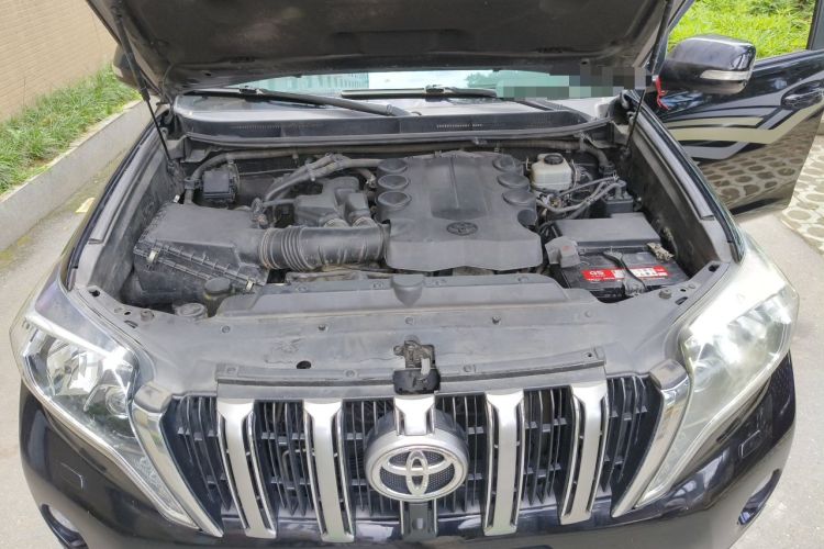Used Toyota Prado 2014 4.0L Automatic VX NAVI Engine Bay