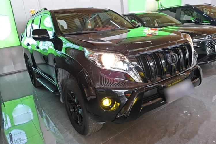 Used Toyota Prado 2014 4.0L Middle East Version Front Right 45 Deg