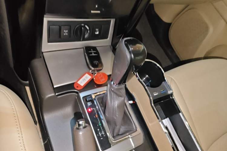 Used Toyota Prado 2014 4.0L Middle East Version Gear Lever