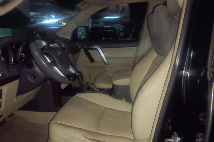 Used Toyota Prado 2014 4.0L Automatic VX NAVI Left Front Seat