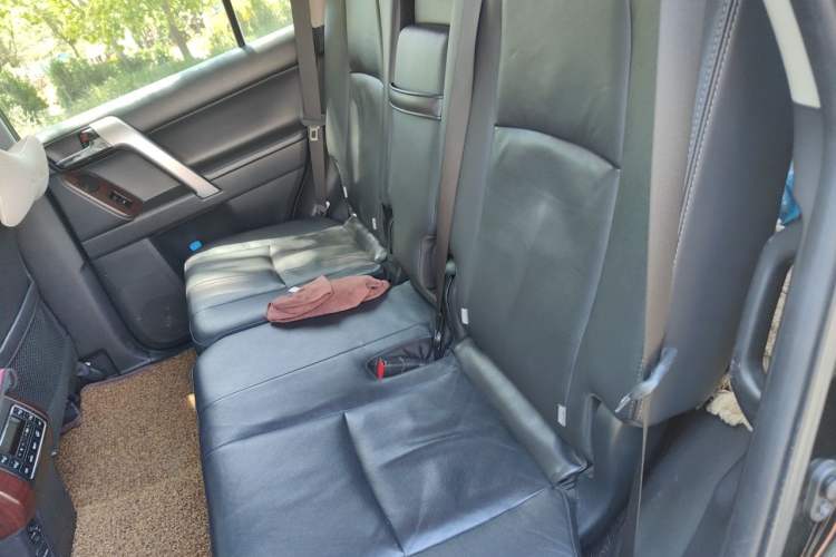 Used Toyota Prado 2014 4.0L Automatic VX NAVI Left Rear Seat