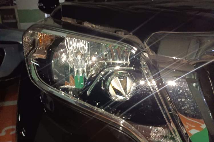 Used Toyota Prado 2014 4.0L Automatic VX NAVI Right Front Headlight