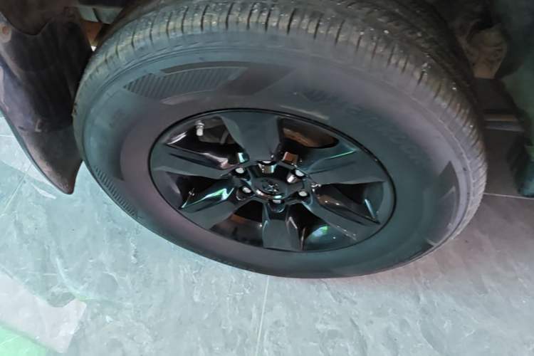 Used Toyota Prado 2014 4.0L Middle East Version Right Rear Wheel Hub