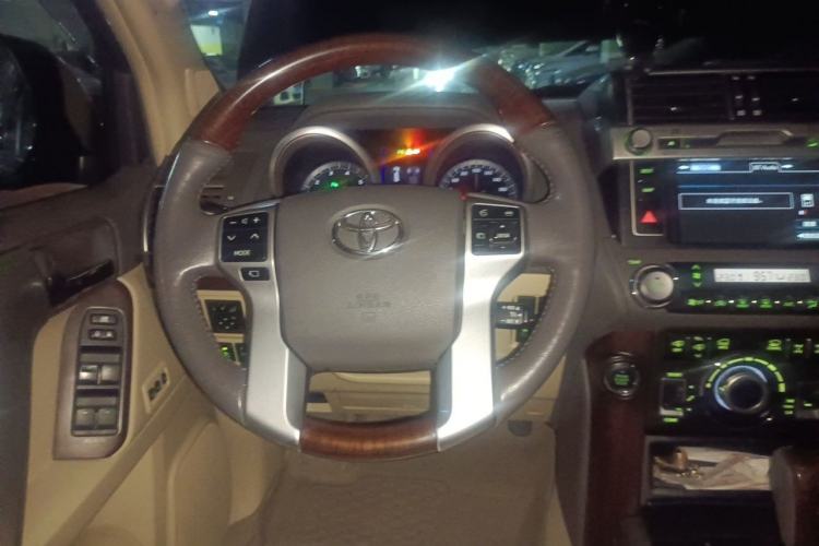Used Toyota Prado 2014 4.0L Automatic VX NAVI Steering Wheel