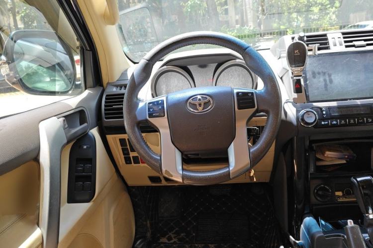 Used Toyota Prado 2014 2.7L Middle East Version Parallel Import Steering Wheel