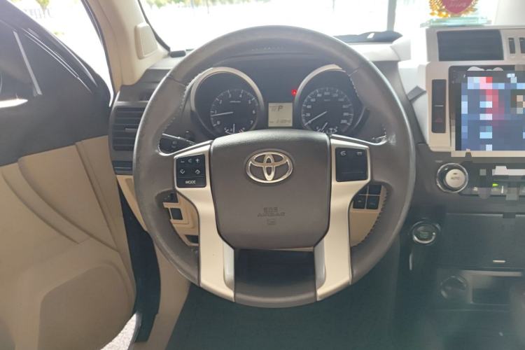 Used Toyota Prado 2014 2.7L Automatic Standard Edition Steering Wheel