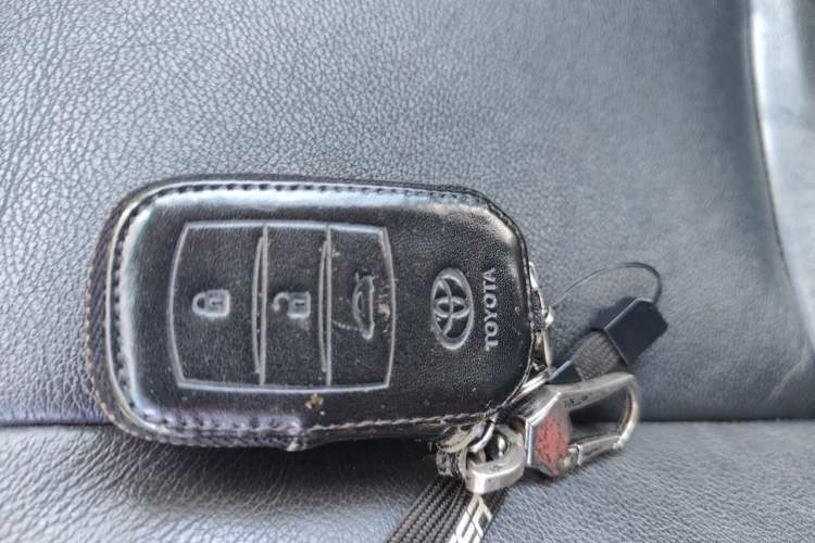 Used Toyota Prado 2014 4.0L Automatic VX NAVI Vehicle Key