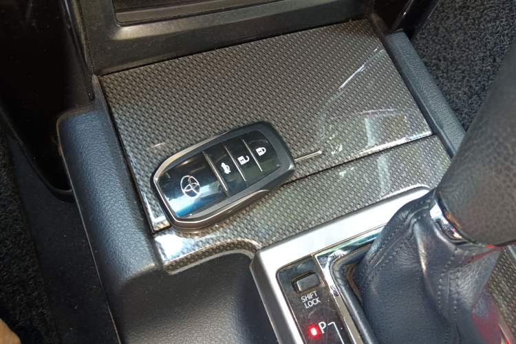 Used Toyota Prado 2014 4.0L Automatic VX NAVI Vehicle Key