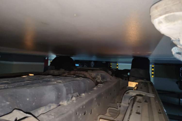 Used Toyota Prado 2014 4.0L Automatic TX-L NAVI Chassis Rear Left