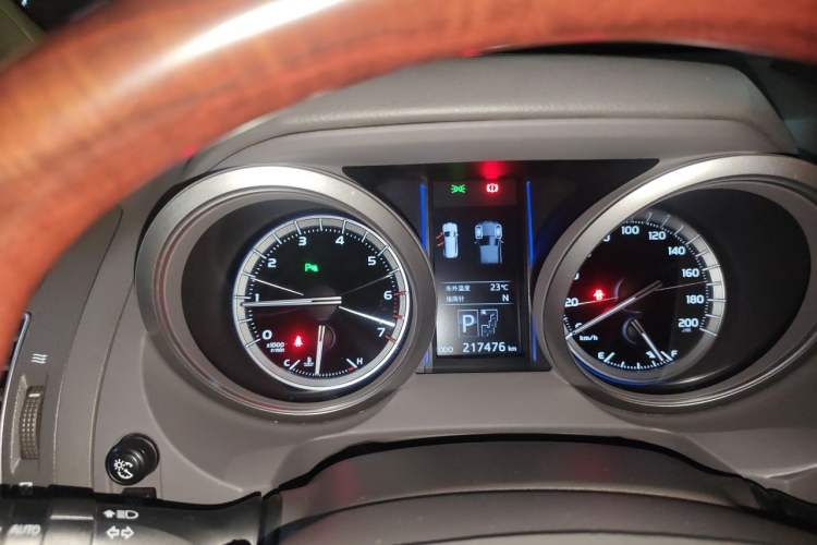 Used Toyota Prado 2014 4.0L Automatic TX-L NAVI Instrument Cluster