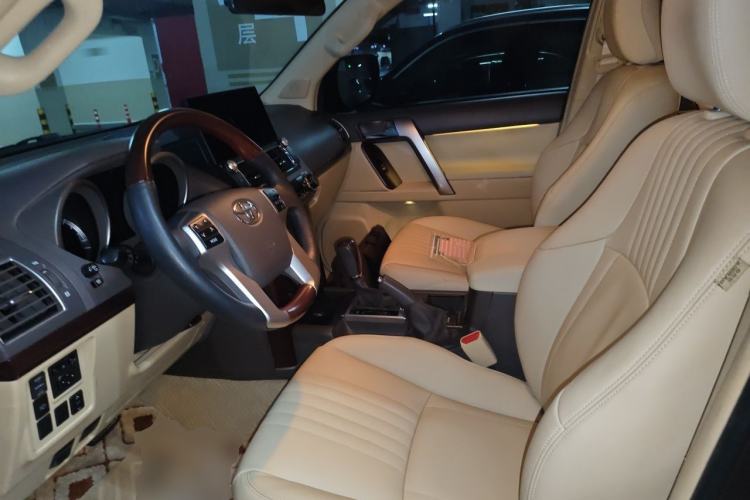Used Toyota Prado 2014 4.0L Automatic TX-L NAVI Left Front Seat