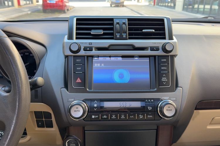 Used Toyota Prado 2014 4.0L Automatic TX-L NAVI Audio And AC Panel
