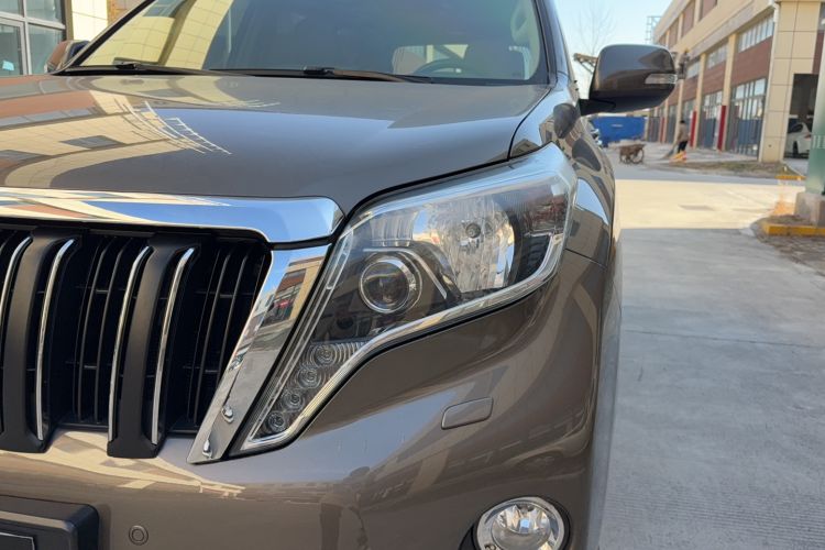 Used Toyota Prado 2014 4.0L Automatic TX-L NAVI Left Front Headlight