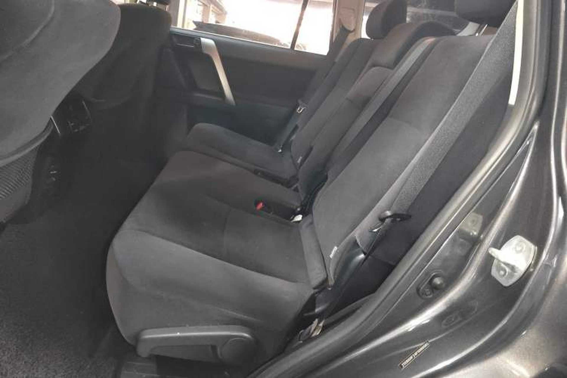 Used Toyota Prado 2014 2.7L Middle East Version Parallel Import Left Rear Seat