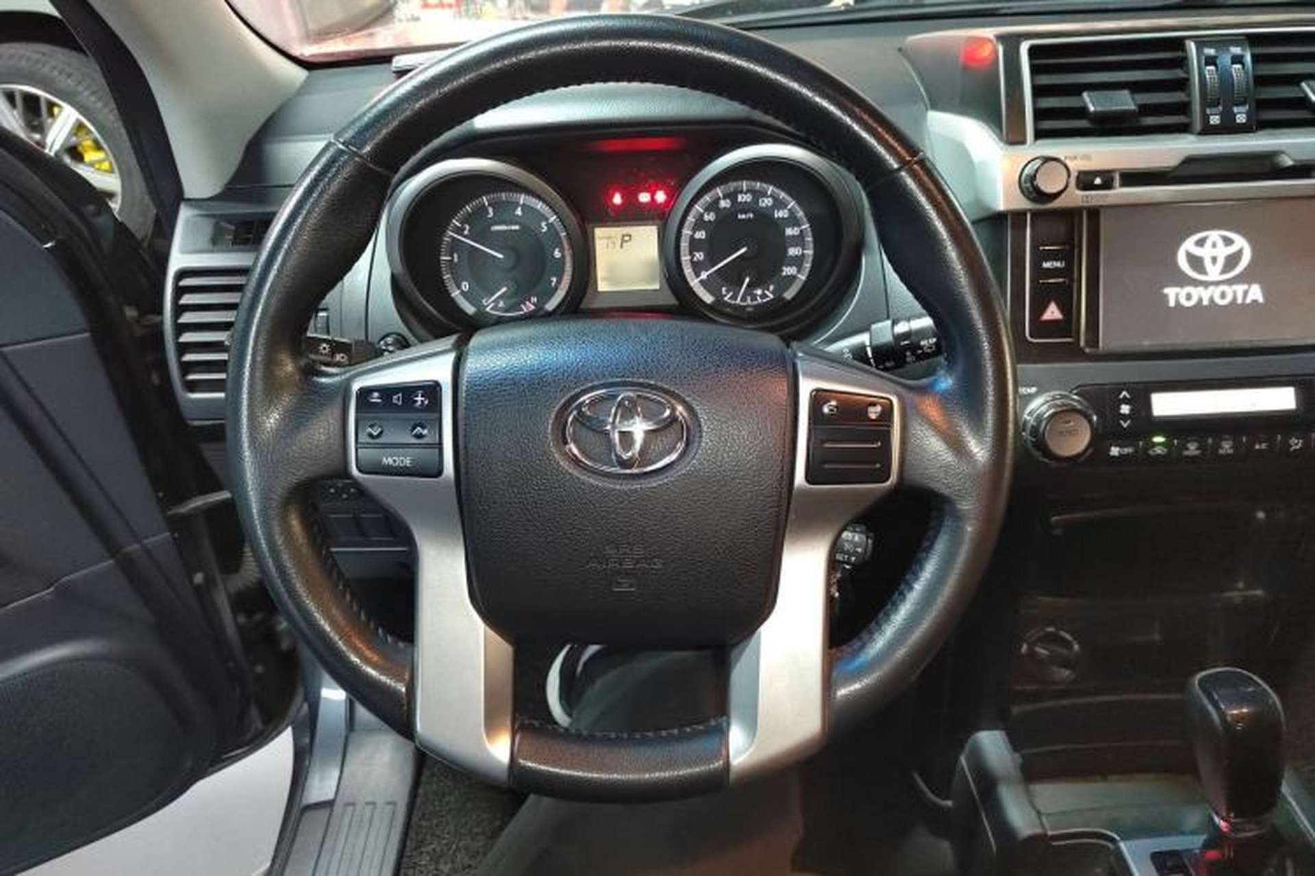 Used Toyota Prado 2014 2.7L Middle East Version Parallel Import Steering Wheel