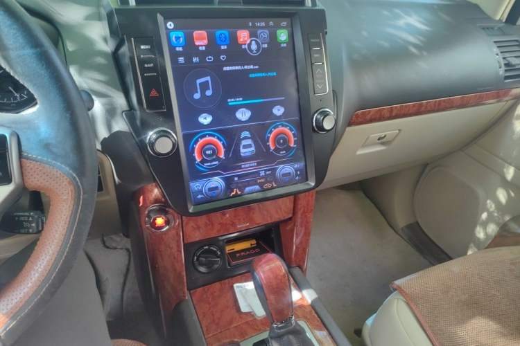 Used Toyota Prado  Audio And AC Panel