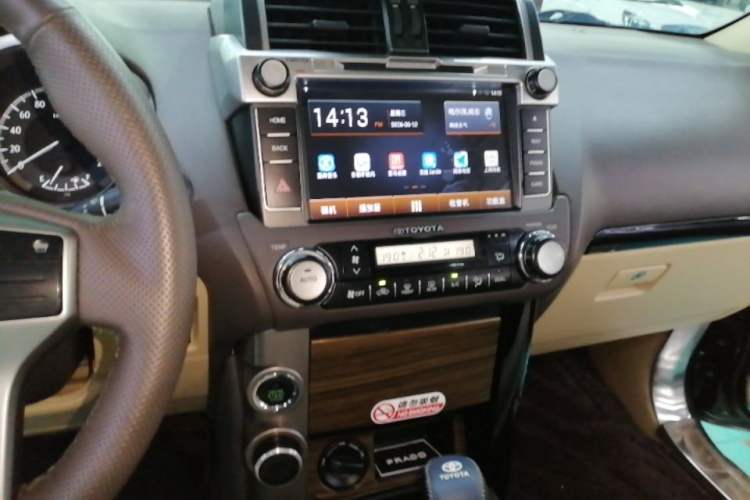 Used Toyota Prado 2014 2.7L Automatic Standard Edition Audio And AC Panel
