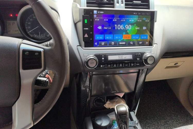 Used Toyota Prado 2014 2700 TX 7-Seater Middle East Version Audio And AC Panel