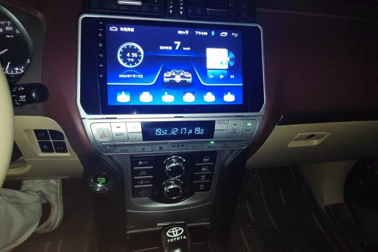 Used Toyota Prado 2014 2.7L Automatic Standard Edition Audio And AC Panel